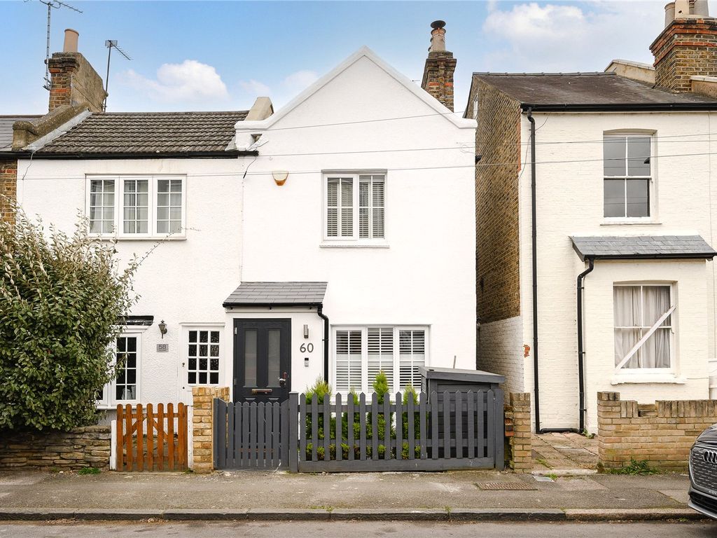 2 bed end terrace house for sale in York Road, Kingston Upon Thames KT2