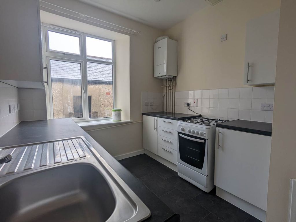 1 bed property to rent in Green Street, Neath SA11, £595 pcm Zoopla