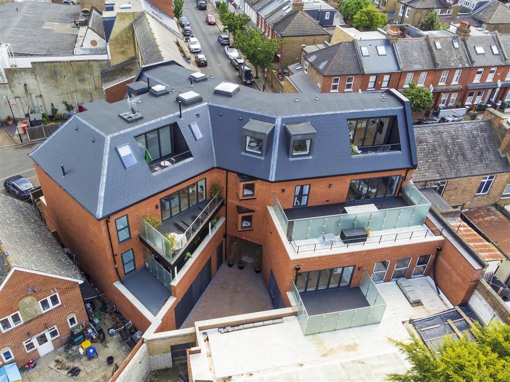 New home, 2 bed flat for sale in Jeddo Road, London W12 Zoopla