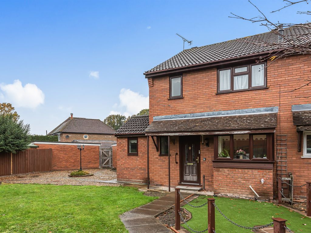 3 bed end terrace house for sale in Gladbeck Way, Enfield EN2 Zoopla