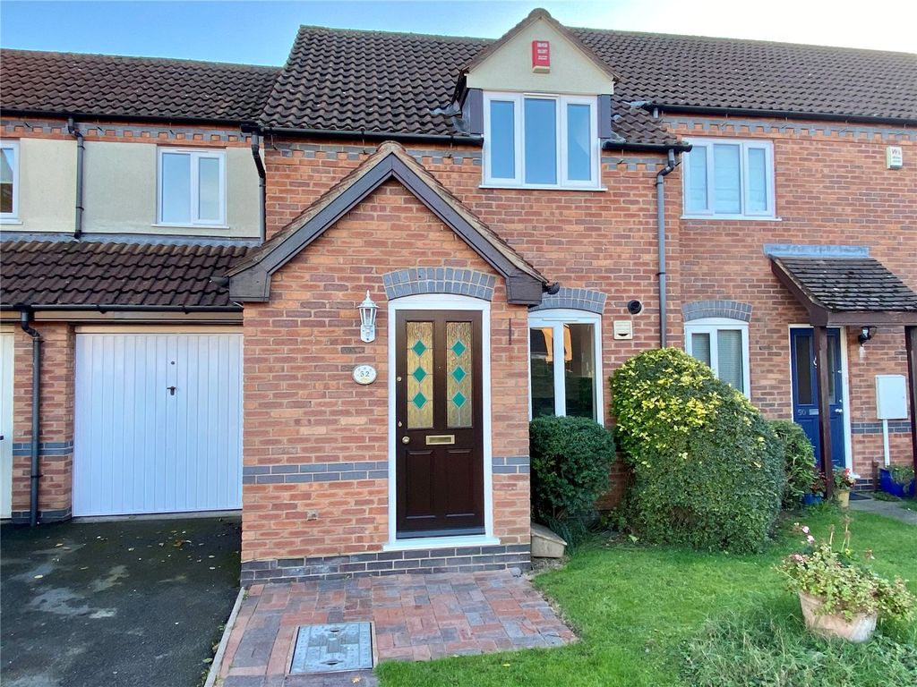 3 bed terraced house for sale in Cadman Drive, Priorslee, Telford