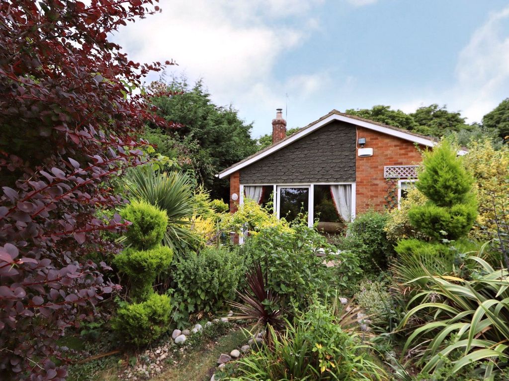 3 bed bungalow for sale in Simpson Road, Simpson, Milton Keynes MK6