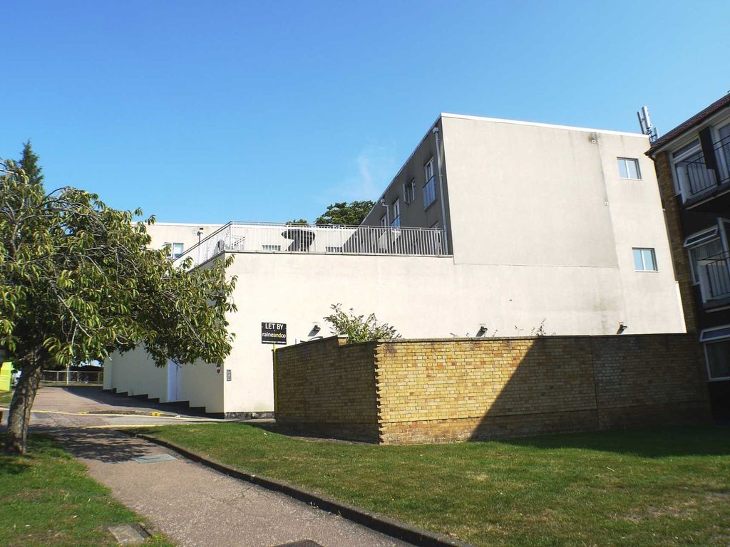 1 bed flat to rent in Orchard Court, Potters Bar EN6 Zoopla