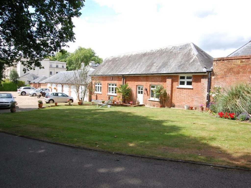 2 bed mews house for sale in Tewin Water Estate, Digswell