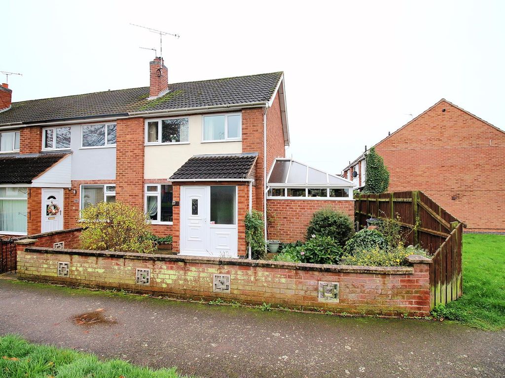 3 bed end terrace house for sale in Oak Crescent, Braunstone, Leicester