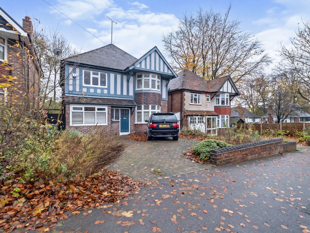 4 bed detached house for sale in Antrobus Road, Sutton Coldfield B73