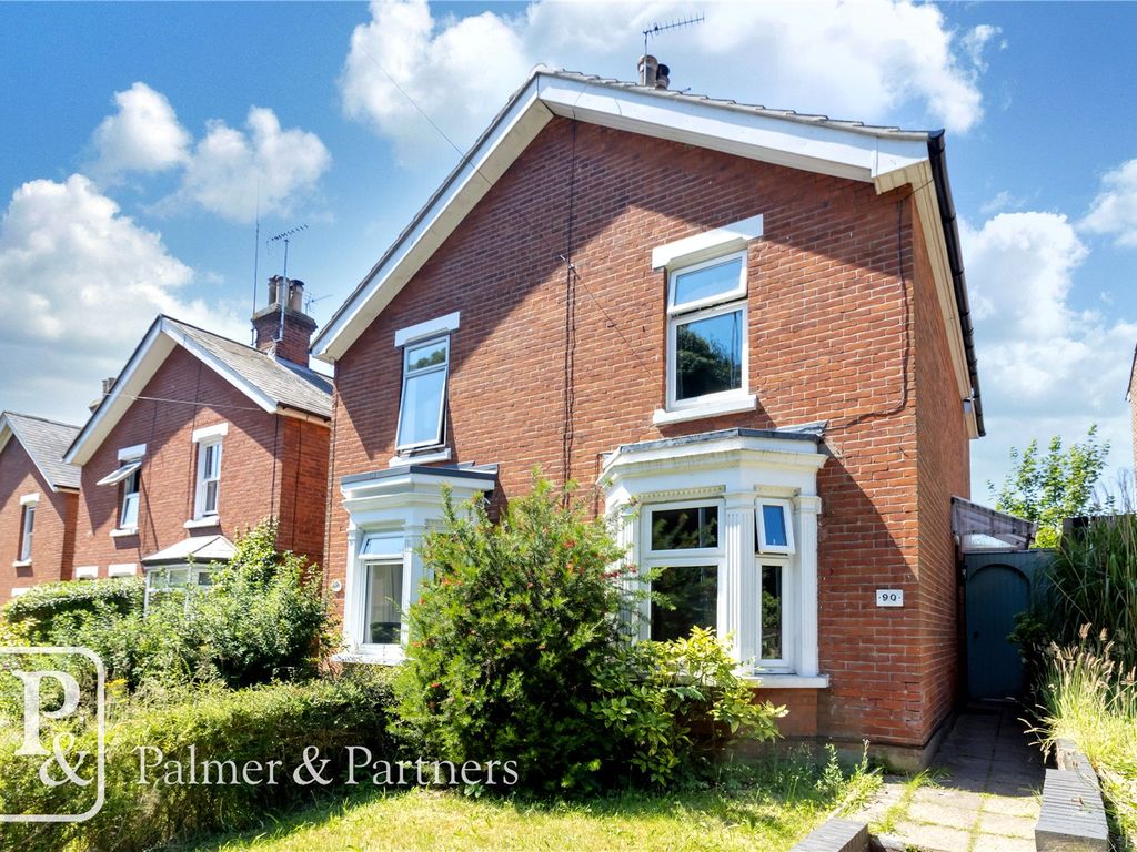 3 bed semidetached house for sale in Mersea Road, Colchester, Essex