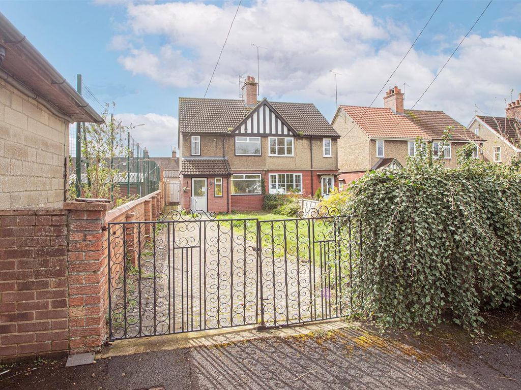 2 bed semidetached house for sale in Ricardo Road, Chippenham SN15, £