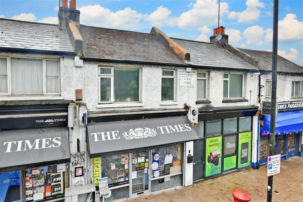 2 bed for sale in Godstone Road, Kenley, Surrey CR8, £