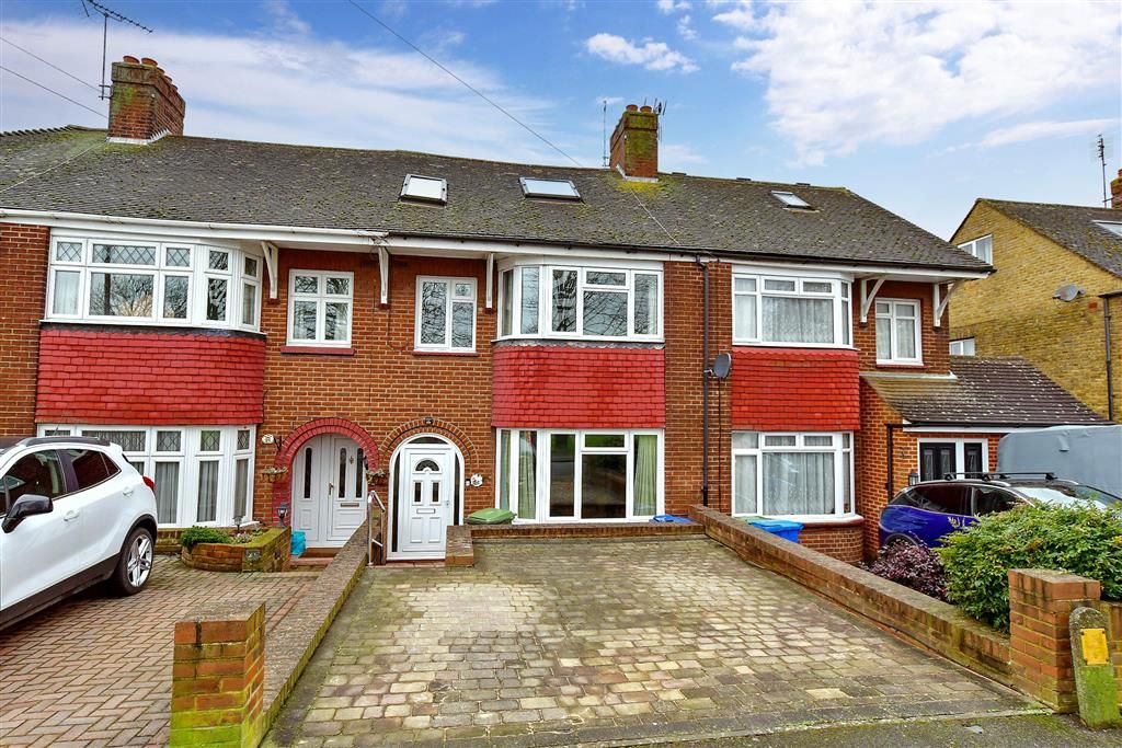 4 bed terraced house for sale in Beechwood Avenue, Sittingbourne, Kent