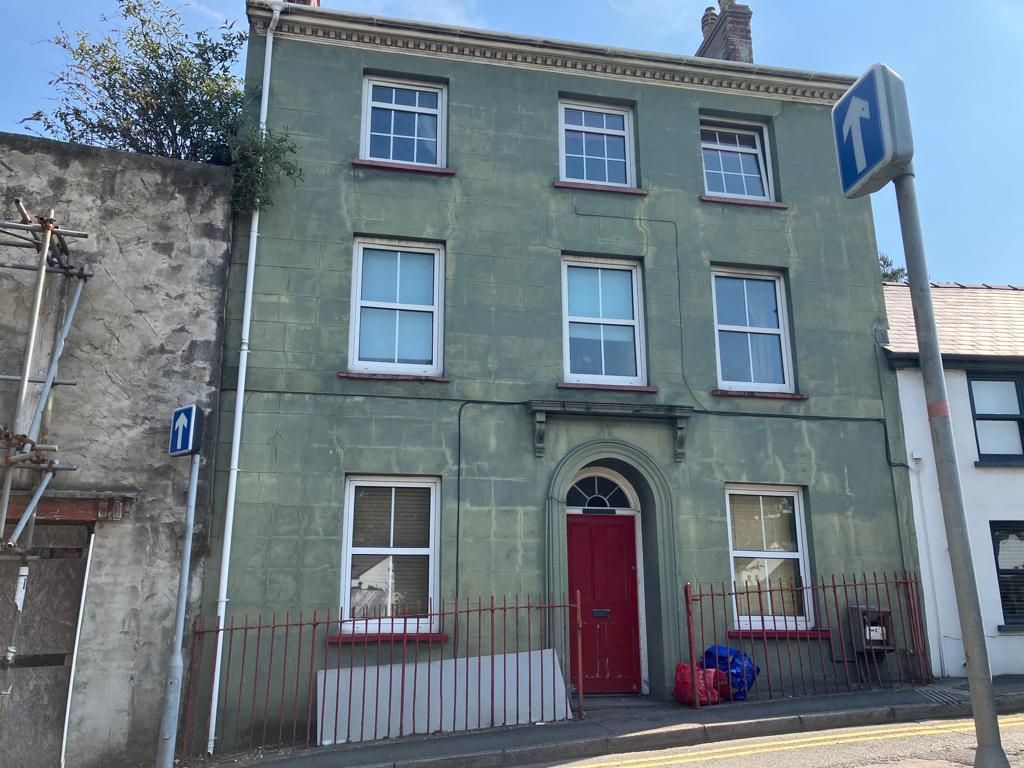 5 bed terraced house for sale in Bridgend Square, Haverfordwest SA61, £