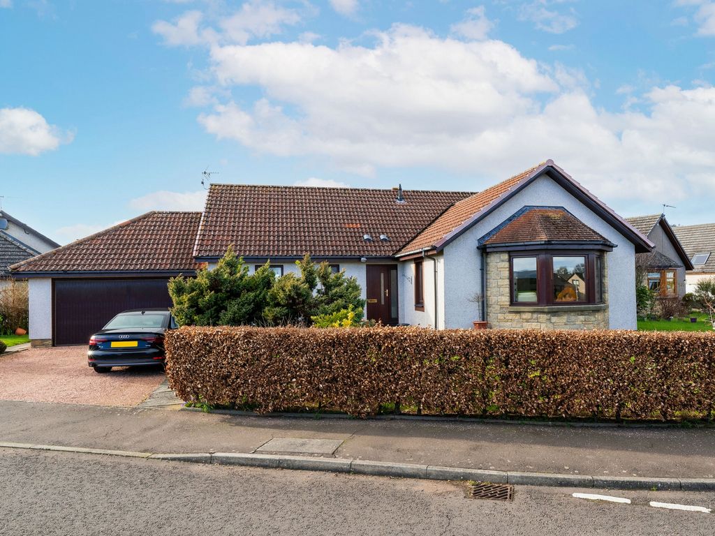 4 bed detached house for sale in Pitcairn Drive, Balmullo KY16 Zoopla