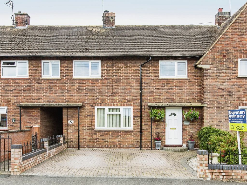 4 bed terraced house for sale in John Street, Thrapston, Kettering NN14