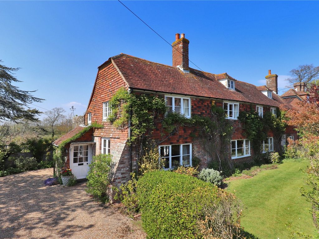 6 bed property for sale in The Street, Wittersham, Tenterden, Kent TN30