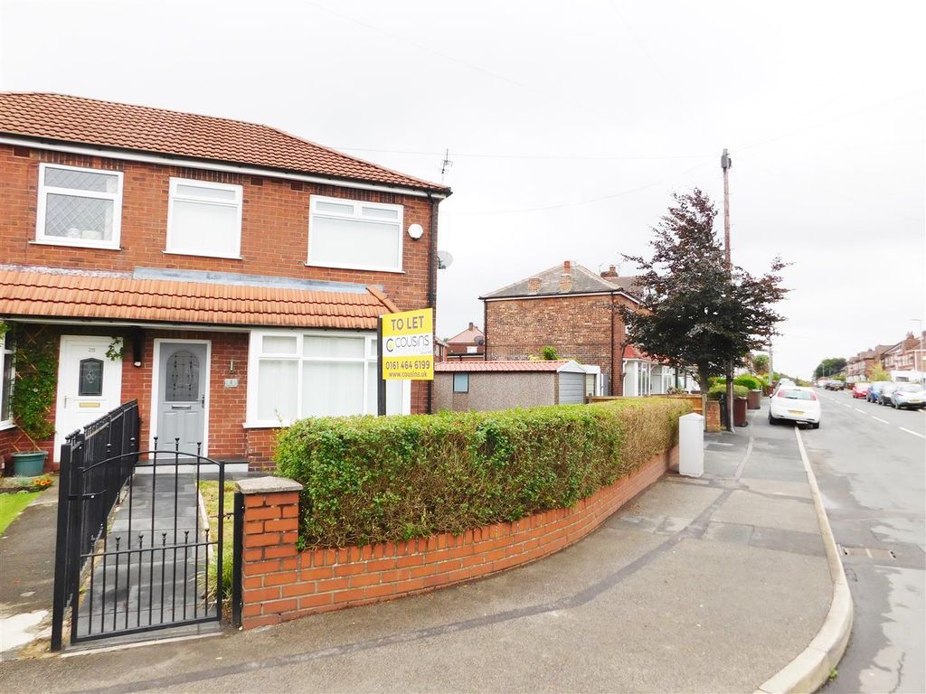 3 bed semidetached house to rent in Hibbert Crescent, Failsworth