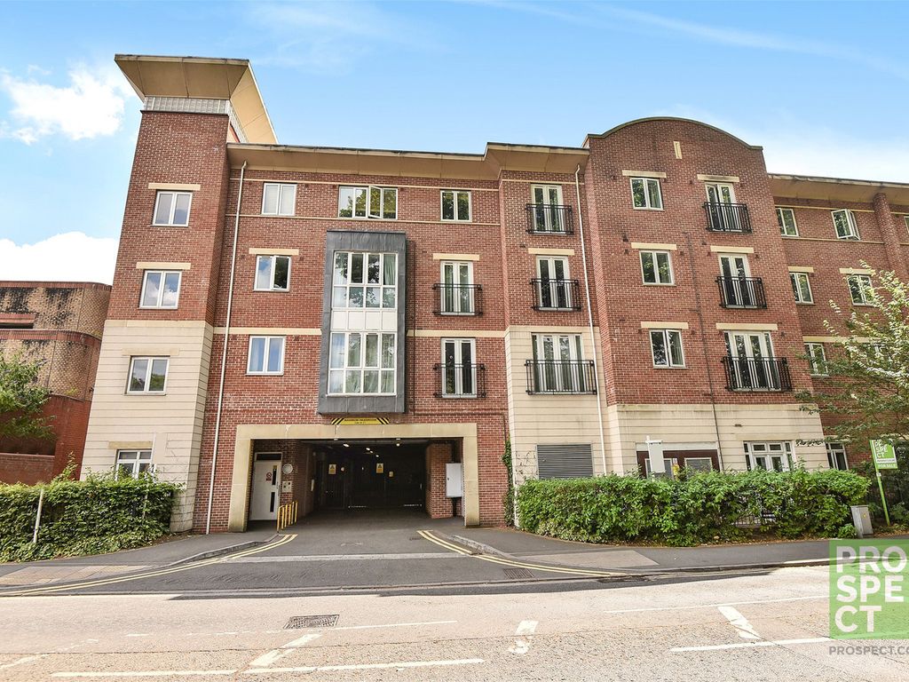 2 bed flat for sale in Grenfell Road, Maidenhead, Berkshire SL6, £