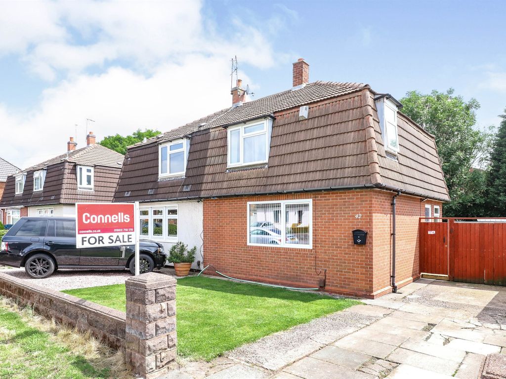 2 bed semidetached house for sale in Sangwin Road, Bilston WV14 Zoopla