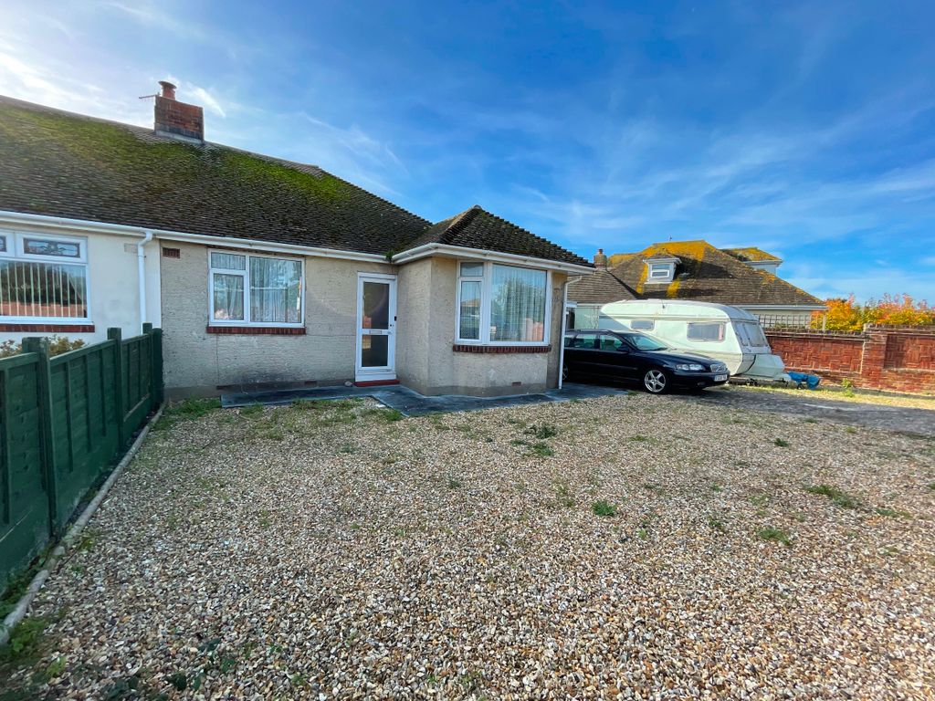 2 bed semidetached bungalow for sale in Chickerell Road, Chickerell