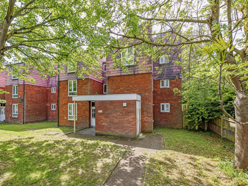 1 bed flat for sale in Charles Road, Ealing W13 Zoopla