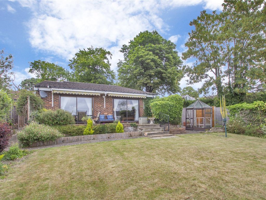 4 bed bungalow for sale in The Drive, New Barn, Longfield, Kent DA3