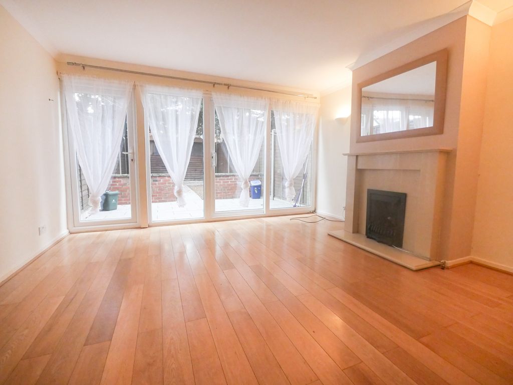 2 bed terraced house to rent in Frays Lea, Cowley, Uxbridge UB8 Zoopla