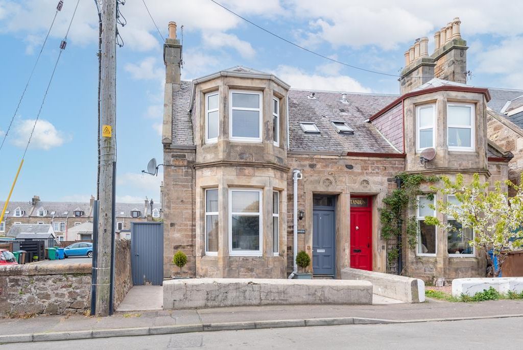 3 bed semidetached house for sale in Toll Road, Cellardyke, Anstruther