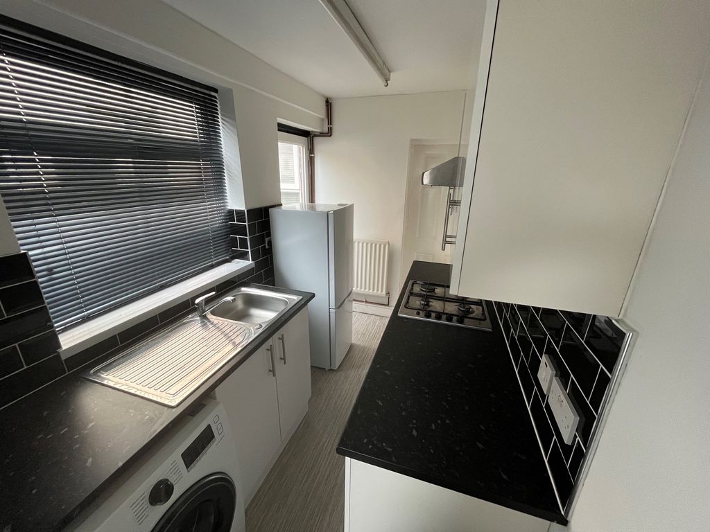 3 bed property to rent in Holcroft Street, Tipton DY4 Zoopla