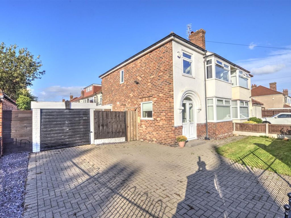 3 bed property for sale in Myers Road East, Crosby, Liverpool L23, £