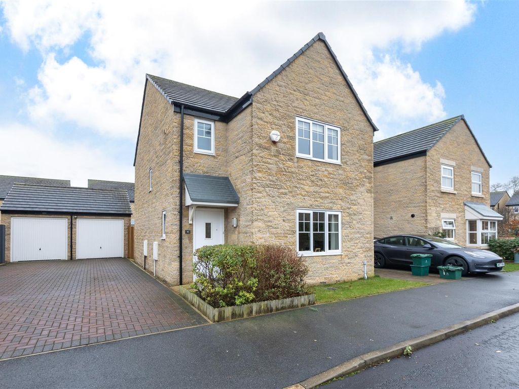 3 bed detached house for sale in Laund Gardens, Galgate, Lancaster LA2
