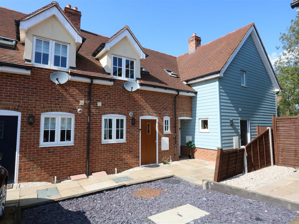 2 bed terraced house to rent in Darcy Mews, Billericay CM12, £1,450 pcm