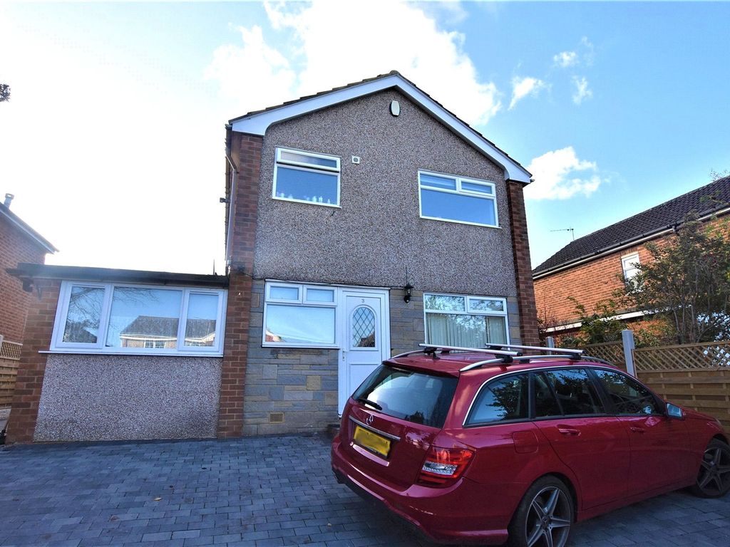 Holt Vale, Holt Park, Leeds LS16