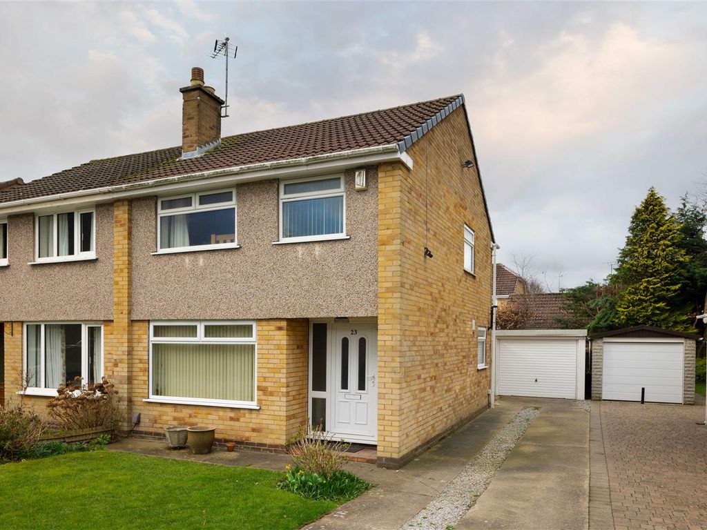 3 bed semidetached house for sale in Longwood Crescent, Alwoodley
