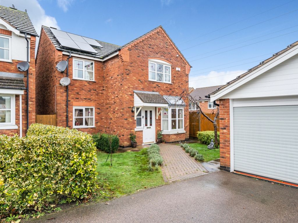 4 bed detached house for sale in St. Mellion Drive, Grantham NG31, £