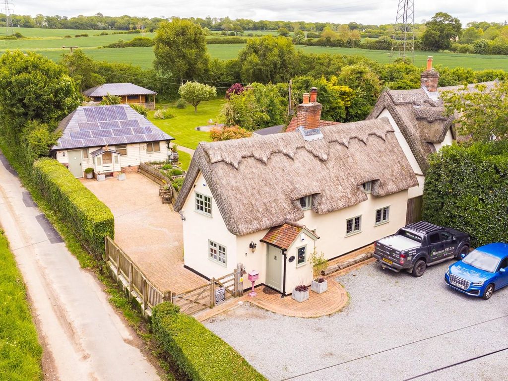 3 bed cottage for sale in Finchingfield Road, Little Sampford, Saffron Walden CB10, £700,000