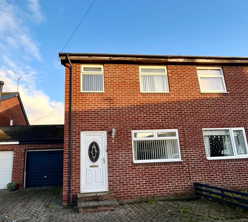 2 bed property for sale in Turner Street, West Allotment, Newcastle