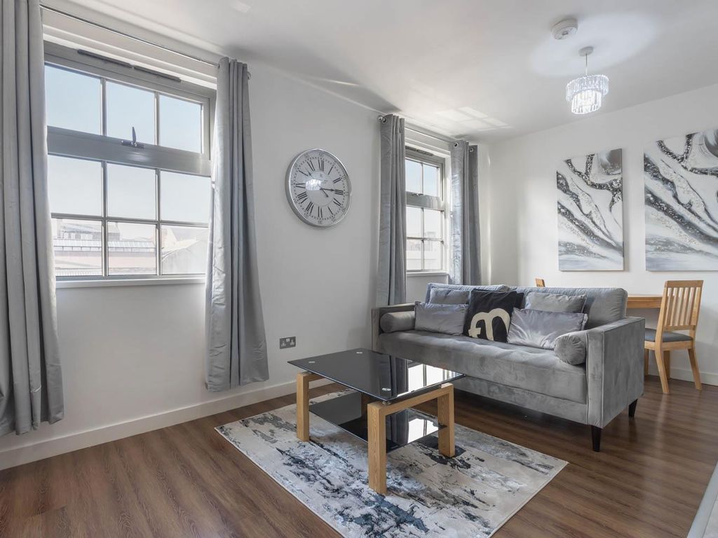 1 bed flat to rent in Kenyon Kenyon Street B18, £955 pcm Zoopla