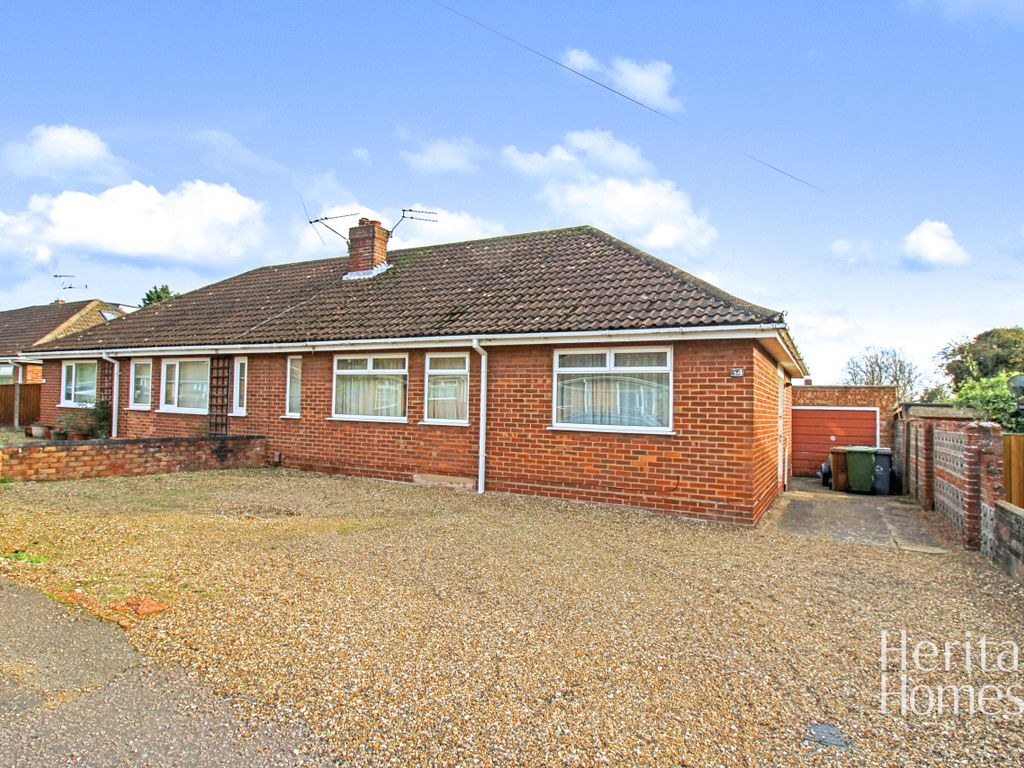 2 bed bungalow for sale in Drayton Wood Road, Hellesdon, Norwich