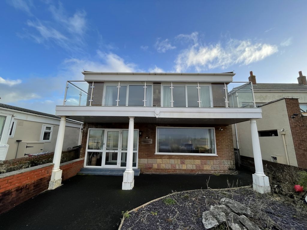 4 bed detached house for sale in The Shore, Hambleton FY6 Zoopla