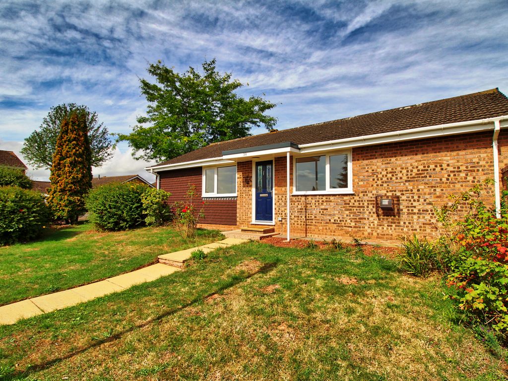3 bed detached bungalow for sale in Woodfield Road, Ledbury HR8 Zoopla