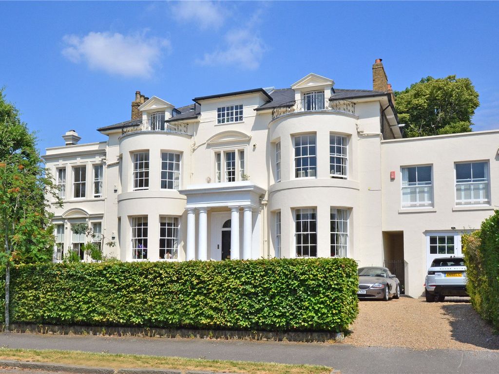 3 bed flat for sale in Morden Road, Blackheath, London SE3, £700,000
