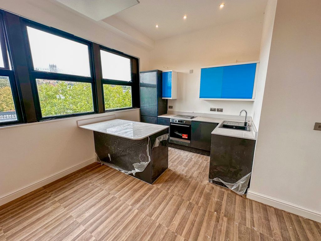 1 bed flat to rent in Waterside House, Waterside North, Lincoln LN2, £