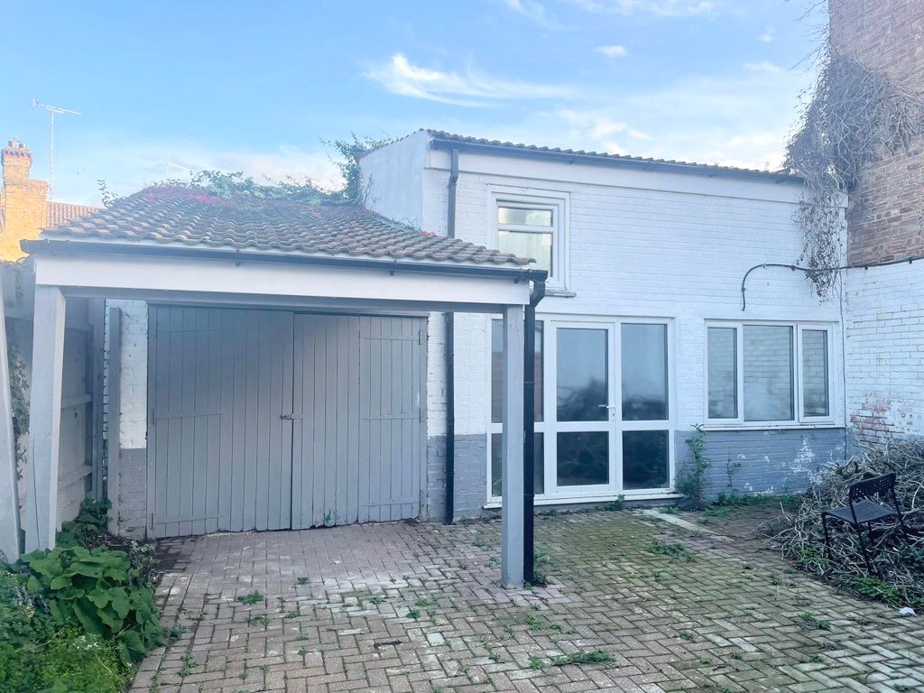 Room to rent in Storage Unit On Bedford Street, Peterborough PE1 Zoopla