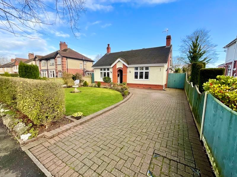 2 bed bungalow for sale in Park Drive, Barlaston, StokeOnTrent ST12, £499,950 Zoopla