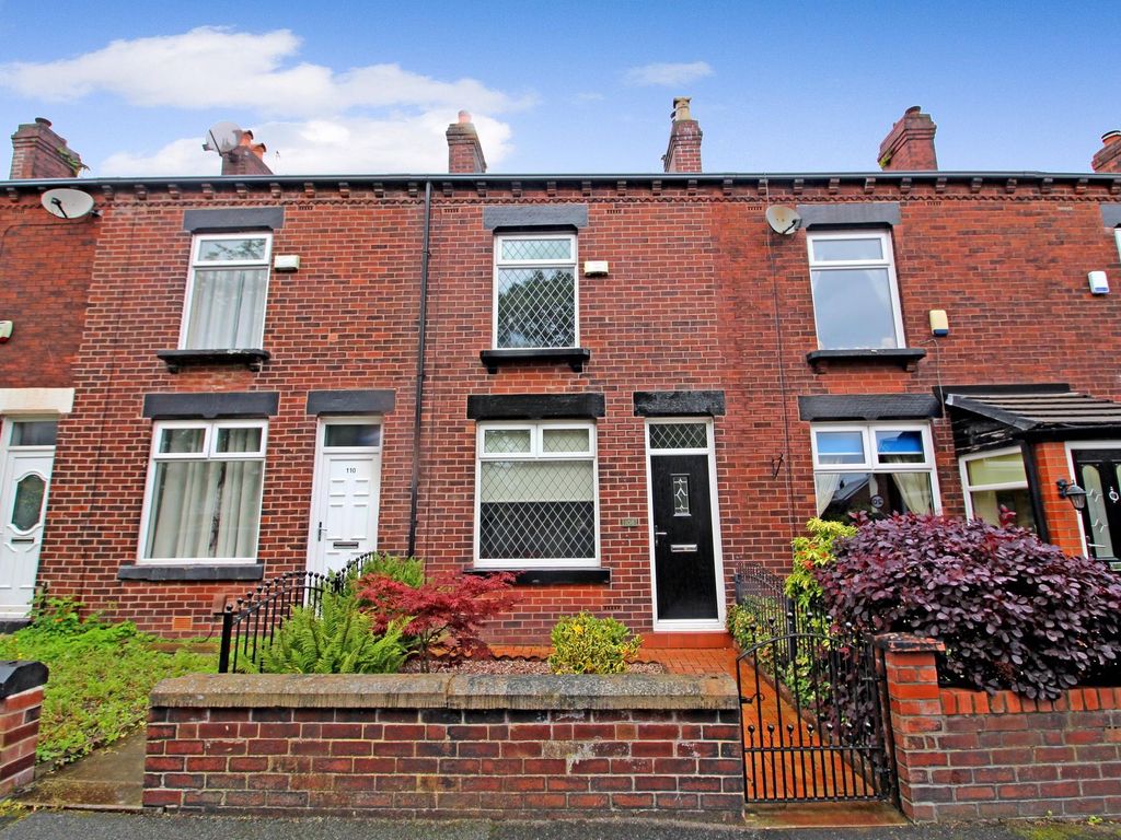 2 bed terraced house to rent in Markland Hill Lane, Bolton BL1, £800