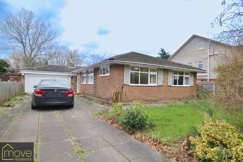 4 bed detached bungalow for sale in Woolton Road, Woolton, Liverpool