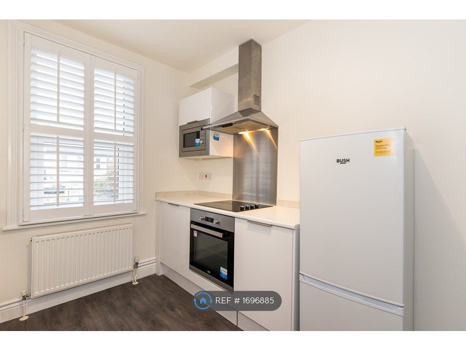 Studio to rent in Wentworth Road, London CR0 Zoopla