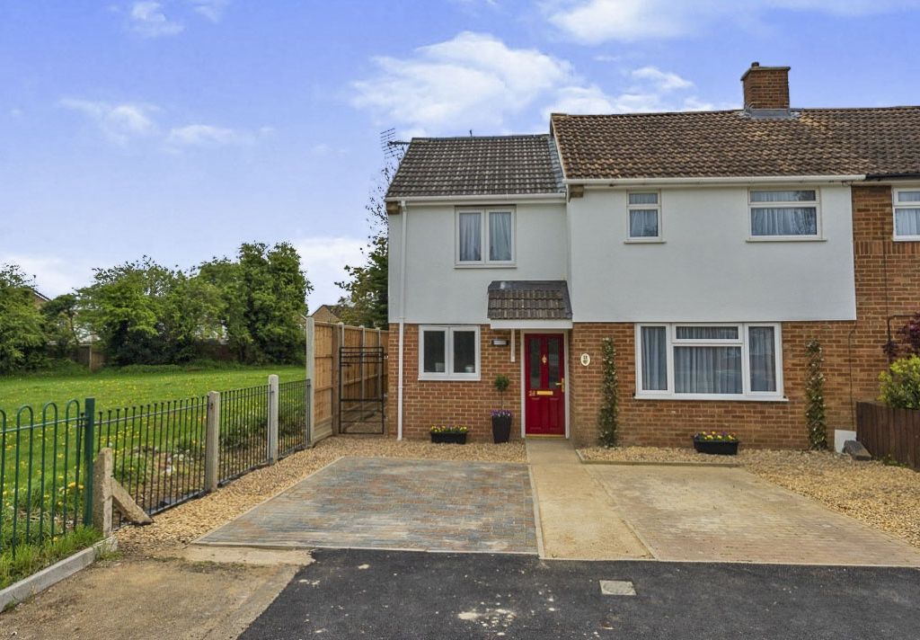 Wandon Close Luton Bedfordshire LU2  