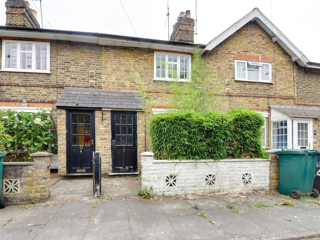 Manor Cottages Approach, London N2  