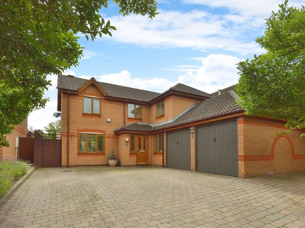 4 bed detached house for sale in Laker Court, Oldbrook, Milton Keynes
