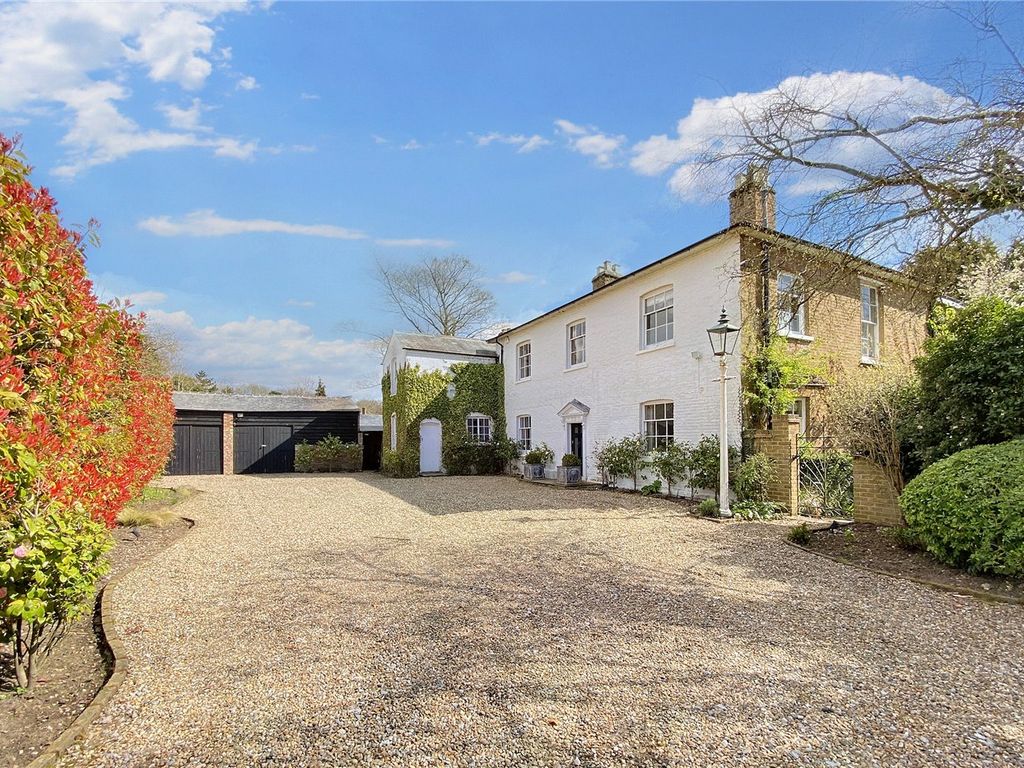 6 bed detached house for sale in Mayflower Way, Farnham Common SL2 Zoopla